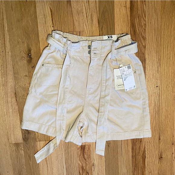 Mango Pants - Cream Paper Bag Shorts